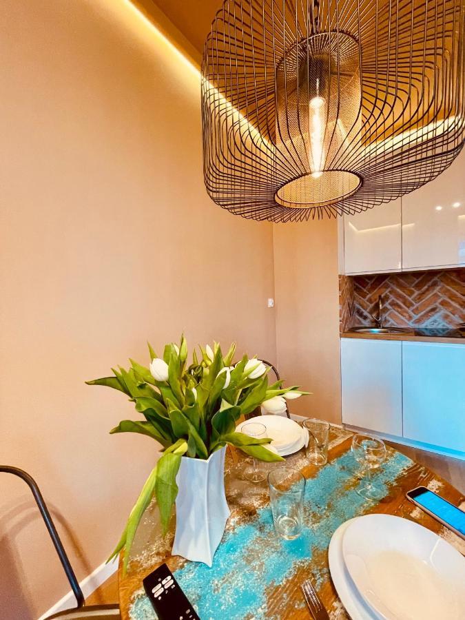 Uniejow Apartments Luaran gambar