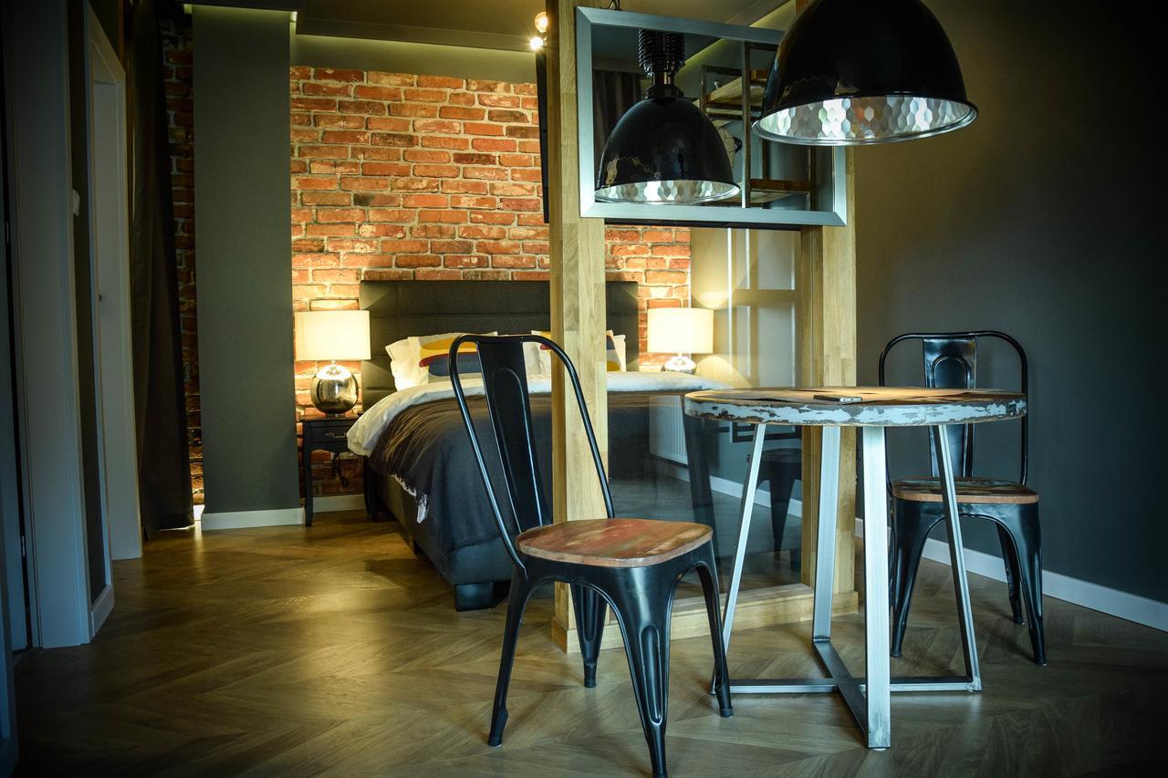 Uniejow Apartments Luaran gambar